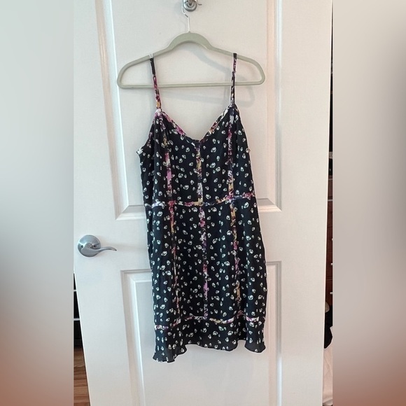 Nicole Miller Ditzy Stems Cami Dress - Picture 2 of 16